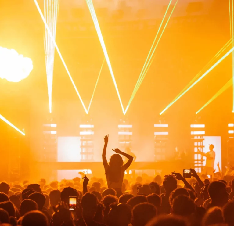 beautiful-shot-live-concert-performance-with-yellow-light-show-big-crowd-cheering